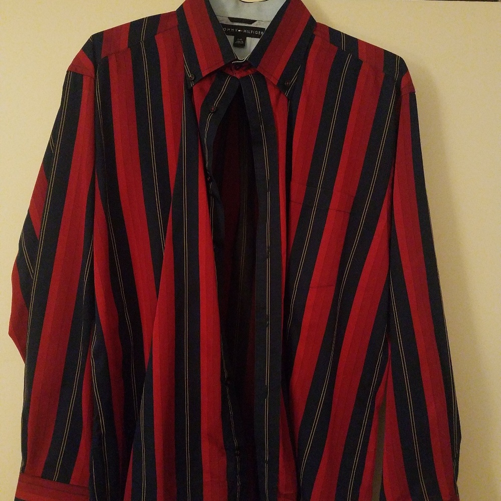 Tommy Hilfiger- Mens Large Striped Button Down